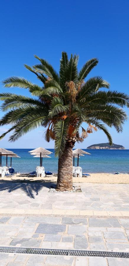 Thalassa Apartment Néa Péramos Εξωτερικό φωτογραφία